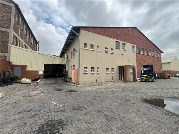 906  m² Industrial space in Boksburg East