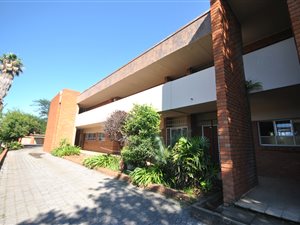 3 Bed Apartment in Hutten Heights