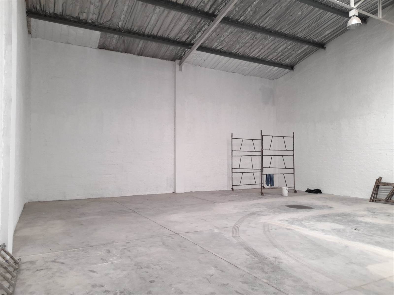 630  m² Commercial space in Spartan photo number 4