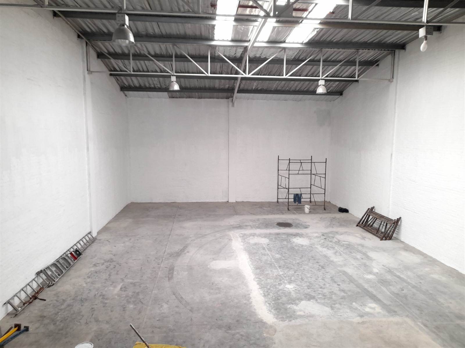 630  m² Commercial space in Spartan photo number 18