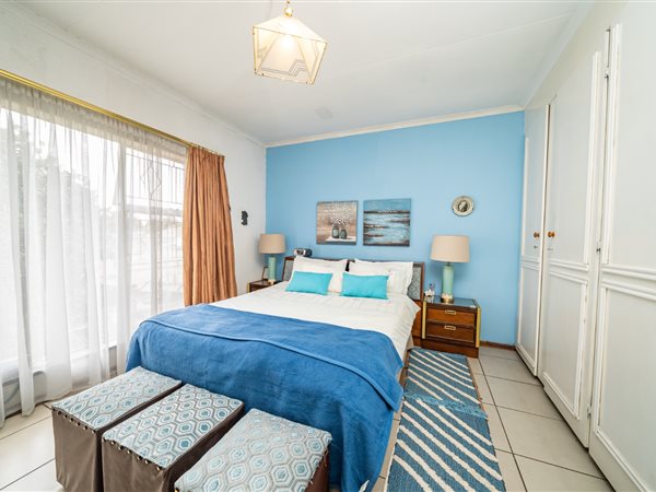 2 Bedroom Townhouse 2 Bedroom Townhouse