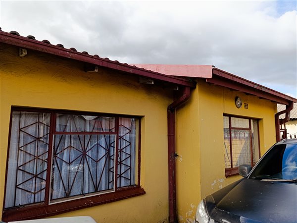 3 Bedroom House 3 Bedroom House