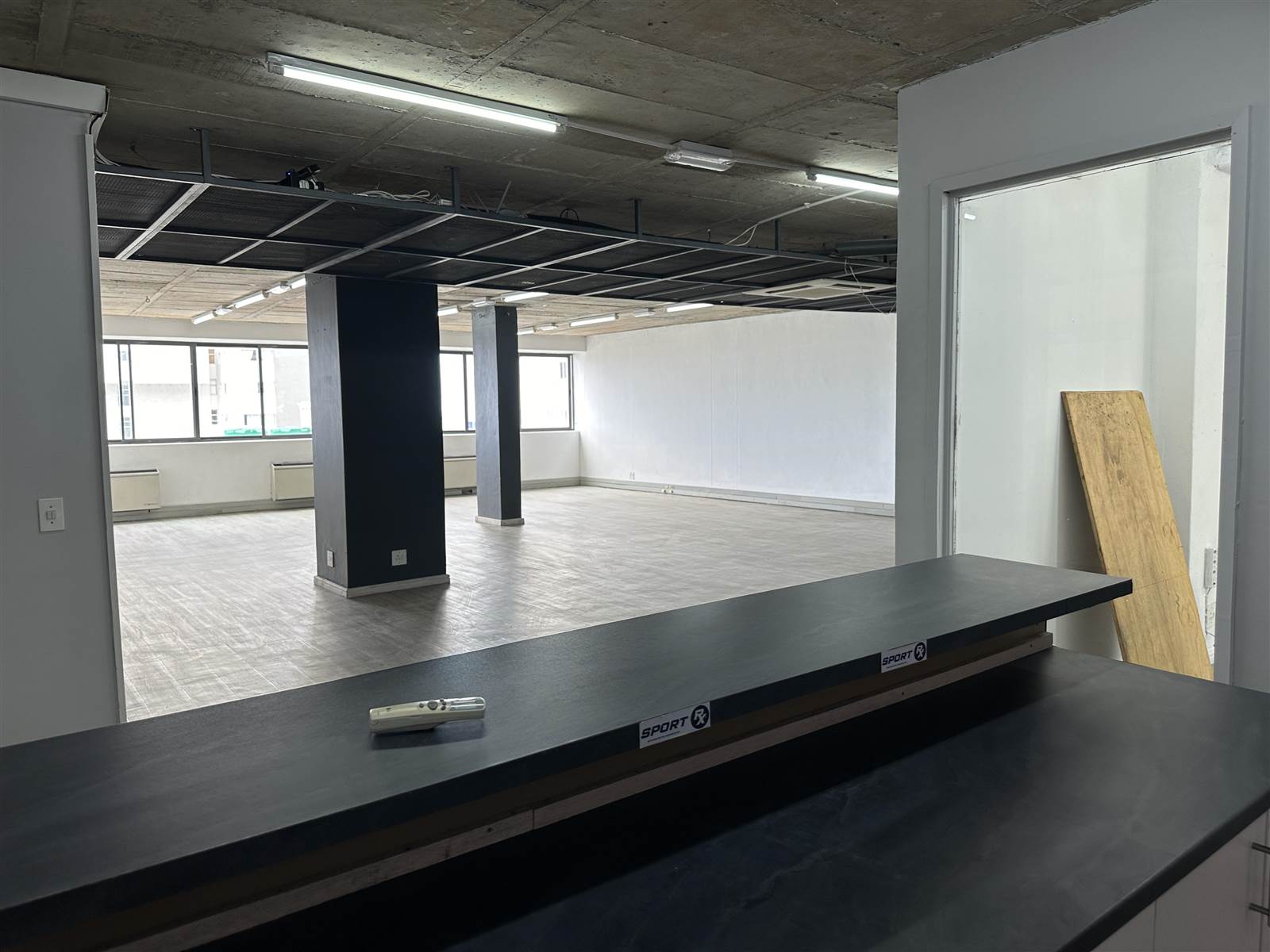 220  m² Commercial space in Sea Point photo number 6