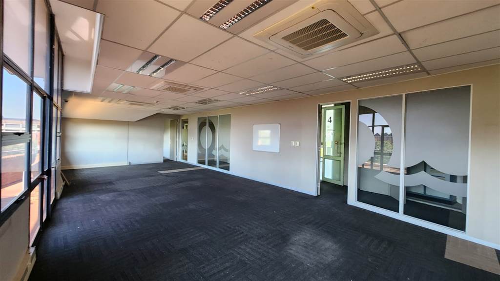624  m² Commercial space in Centurion CBD photo number 20