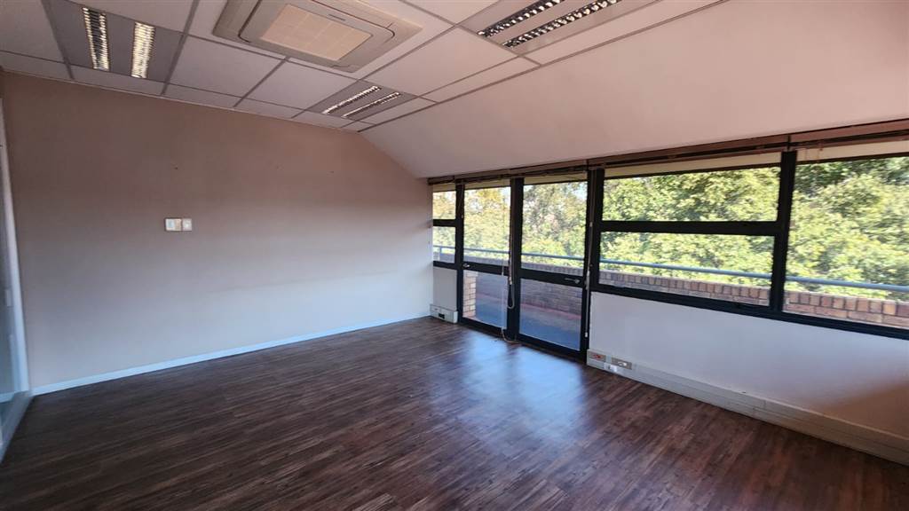 624  m² Commercial space in Centurion CBD photo number 4