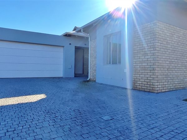 3 Bedroom House 3 Bedroom House