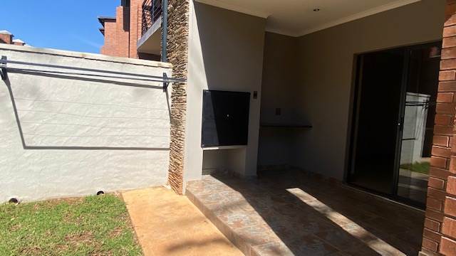 2 Bed Apartment in Tzaneen photo number 21
