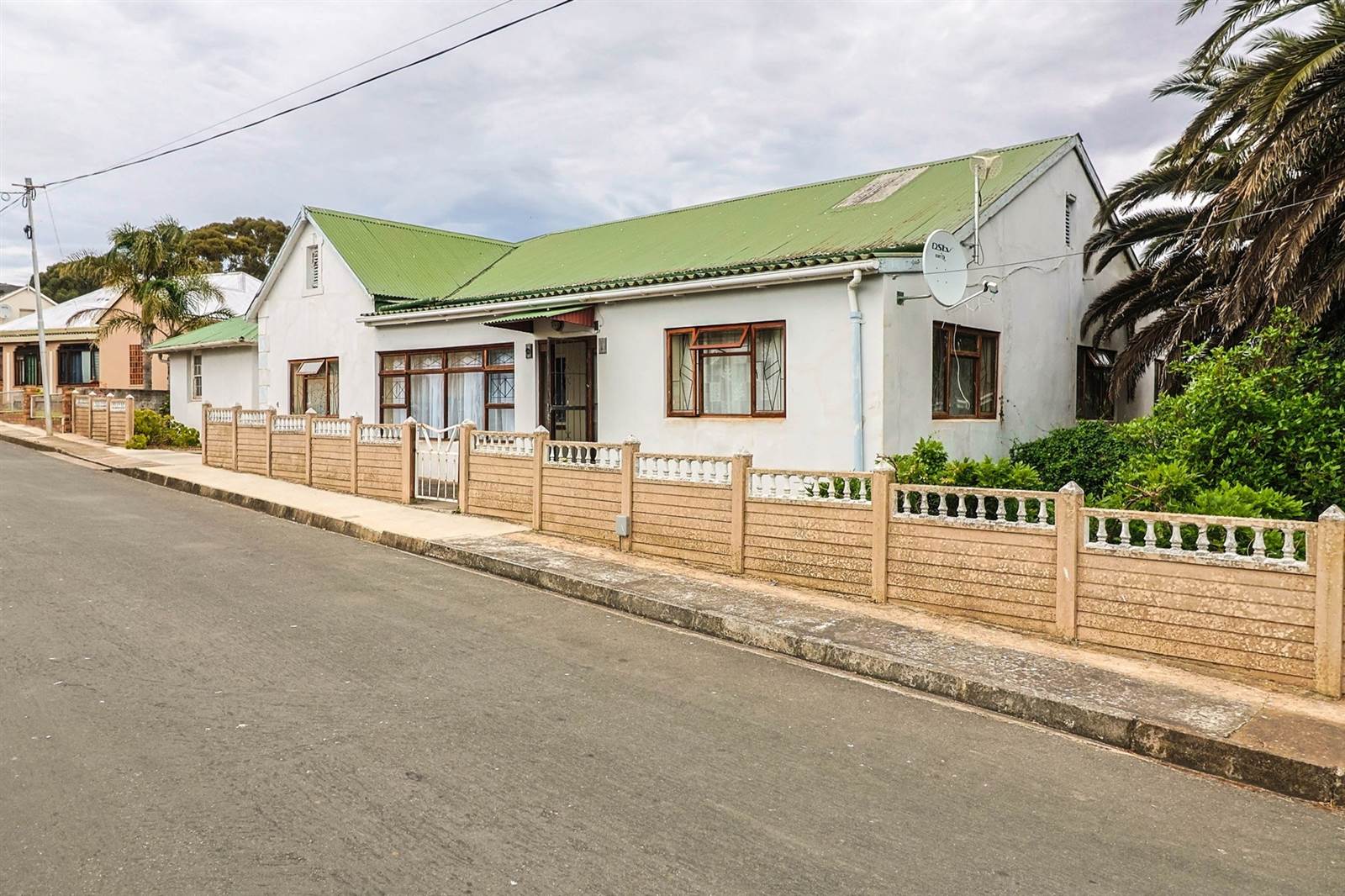 4 Bed House in Bredasdorp photo number 5