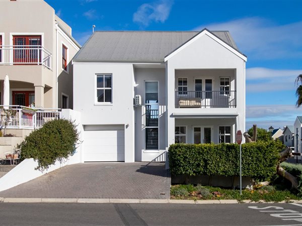 3 Bedroom House 3 Bedroom House