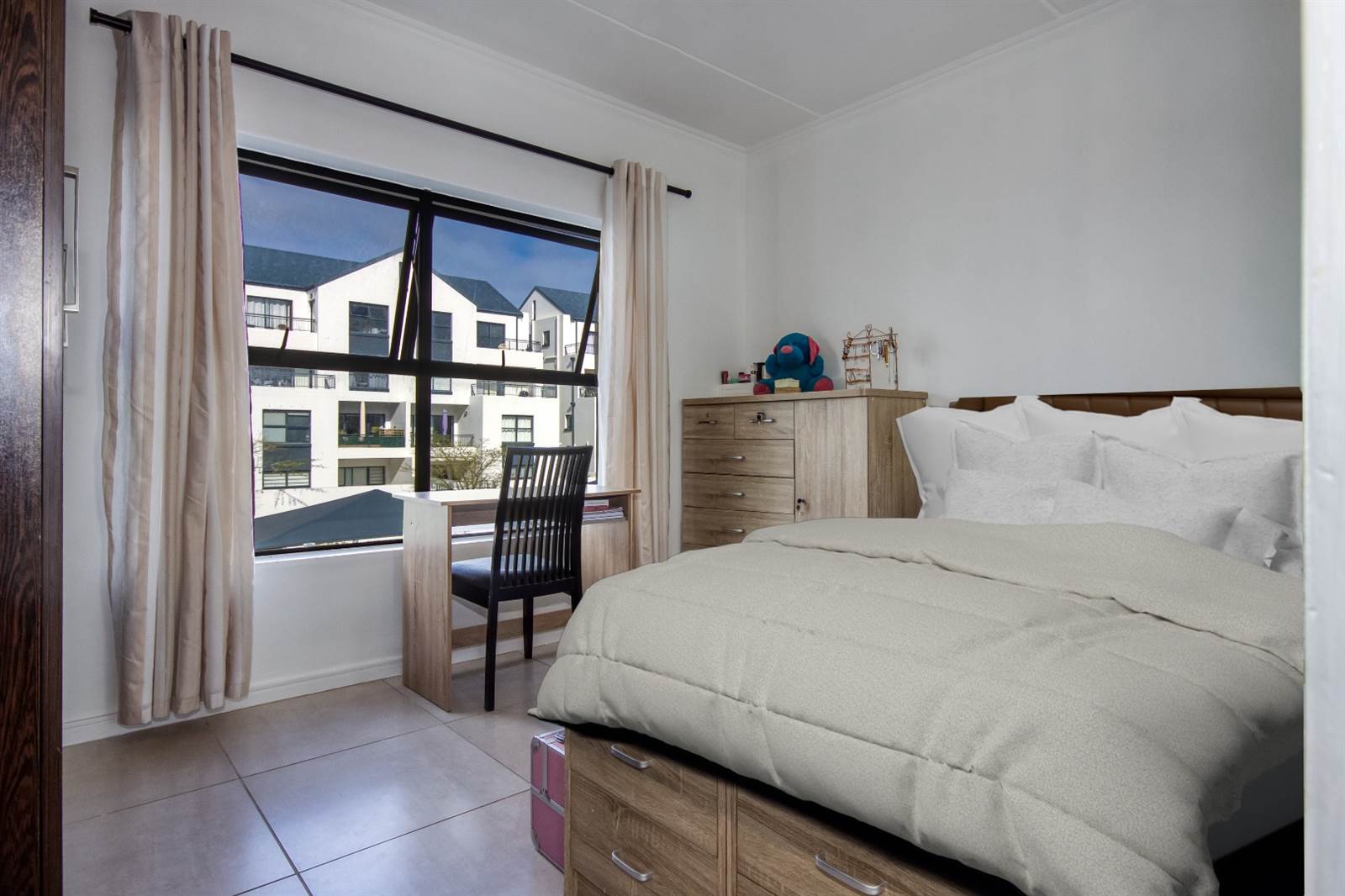 3 Bed Apartment in De Velde photo number 13