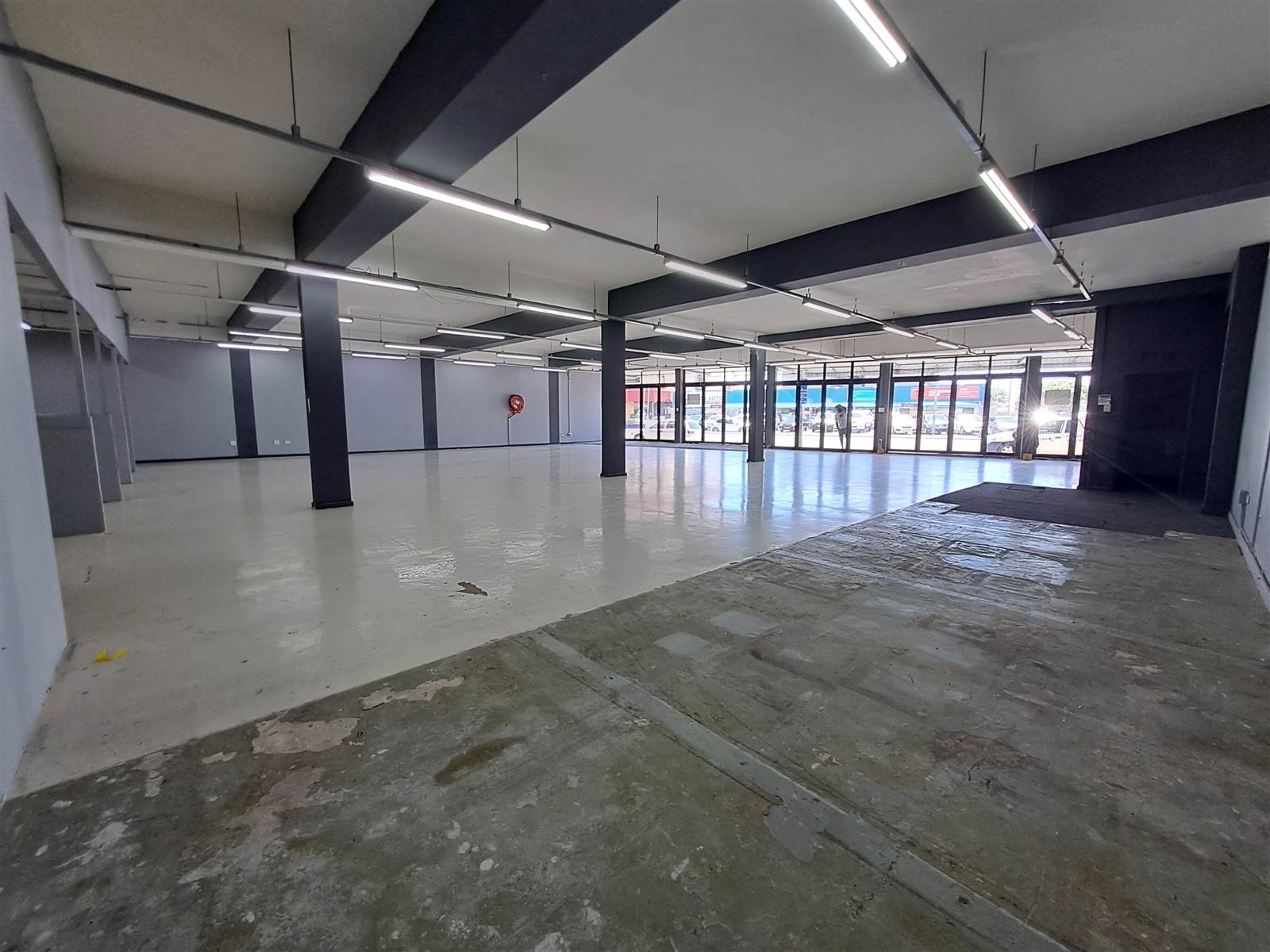 630  m² Commercial space in Elsies River Industrial photo number 13