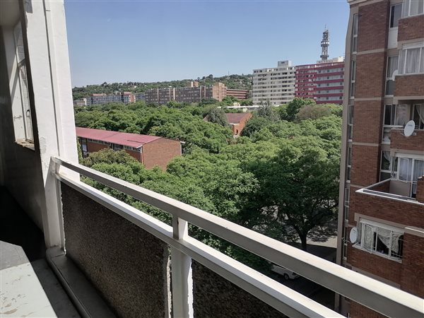 2.5 Bed Apartment in Sunnyside