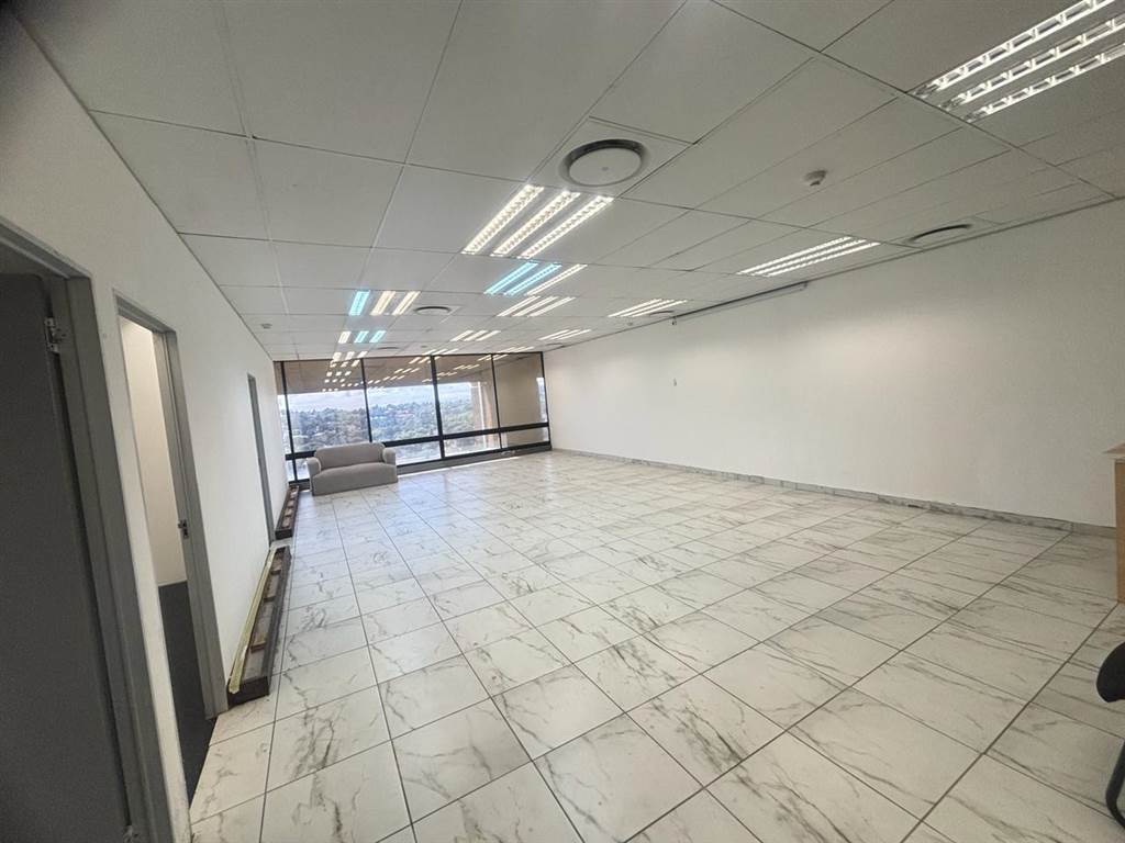 200  m² Commercial space in Auckland Park photo number 6