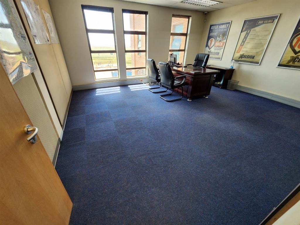 121  m² Office Space in Ben Fleur photo number 4