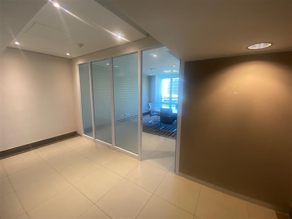 570 m² Commercial space 570 m² Commercial space