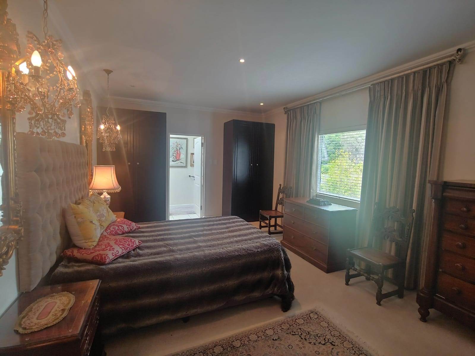 1 Bed Apartment in Parkhurst photo number 14