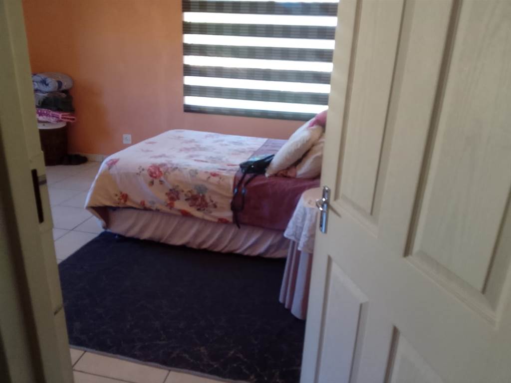 4 Bed House in Mafikeng photo number 22