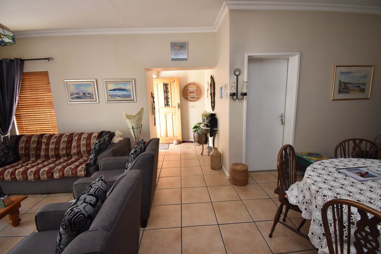 3 Bed House in Northern Paarl photo number 5