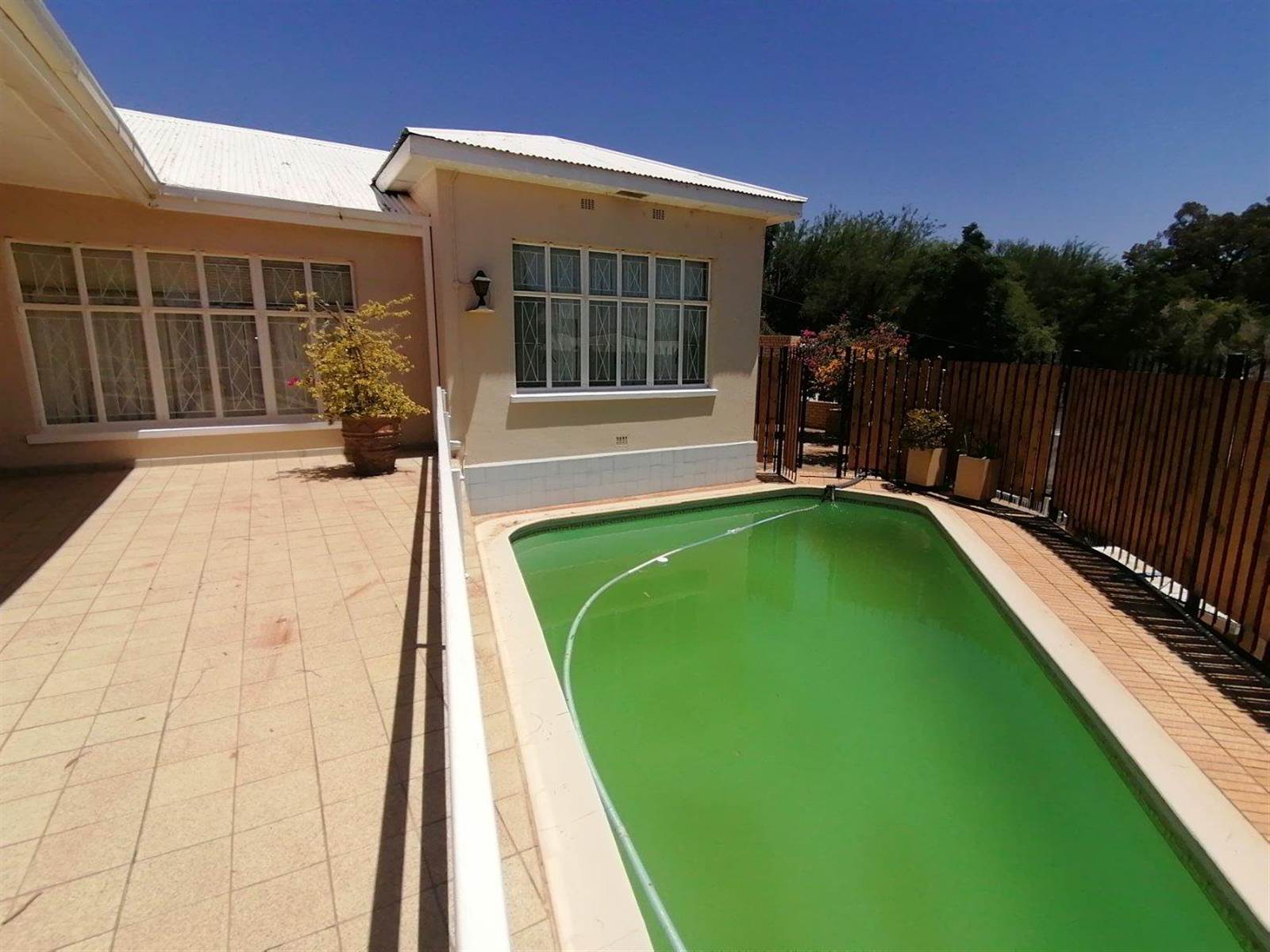 3 Bed House in Upington photo number 5