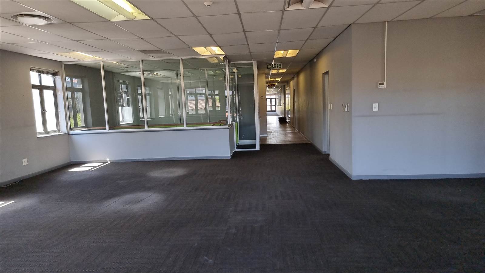 1818  m² Commercial space in Century City photo number 22