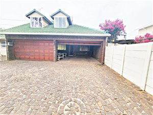 3 Bed Apartment in Simmerfield