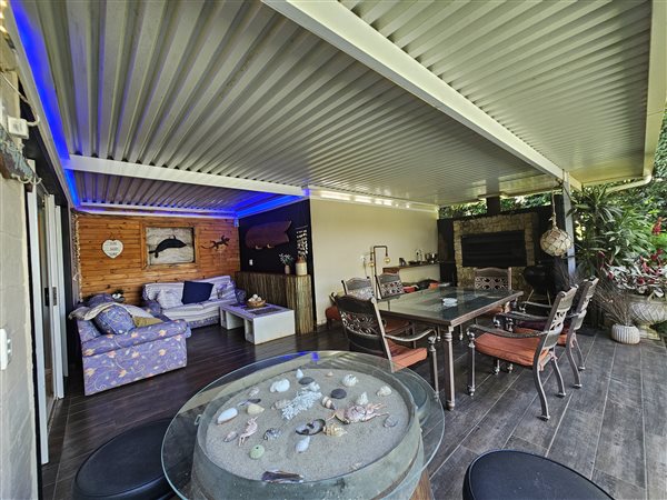3 Bedroom House 3 Bedroom House