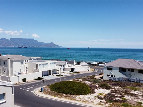 583 m² Land available in Big Bay