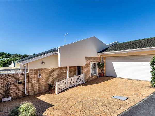 3 Bedroom Townhouse 3 Bedroom Townhouse
