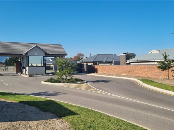 2 Bedroom House 2 Bedroom House
