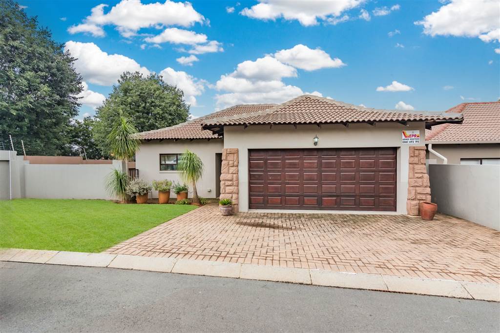 2 Bedroom House 2 Bedroom House