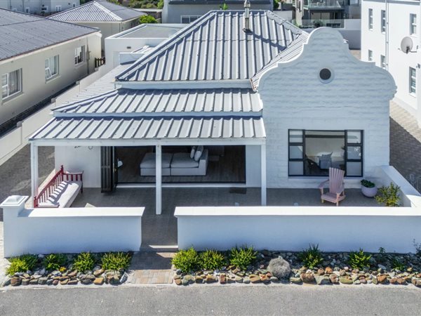 3 Bedroom House 3 Bedroom House