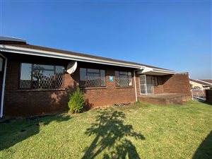 3 Bed Townhouse in Hayfields
