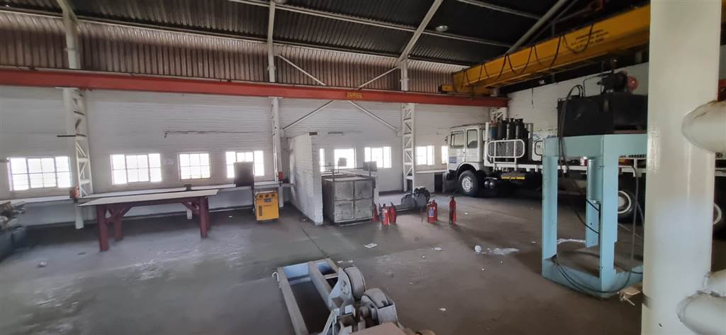 1500  m² Industrial space in Krugersdorp Central photo number 6