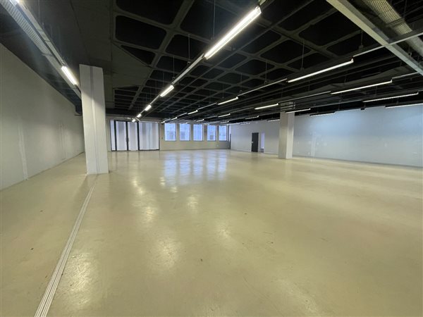 2 543  m² Commercial space