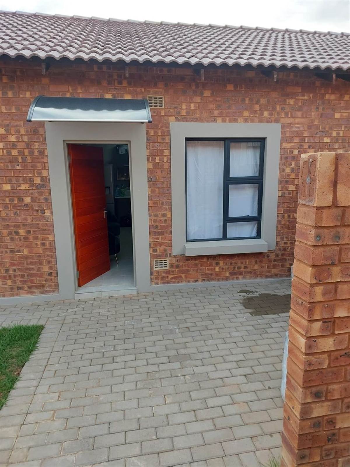 3 Bed Townhouse in Trichardt photo number 26