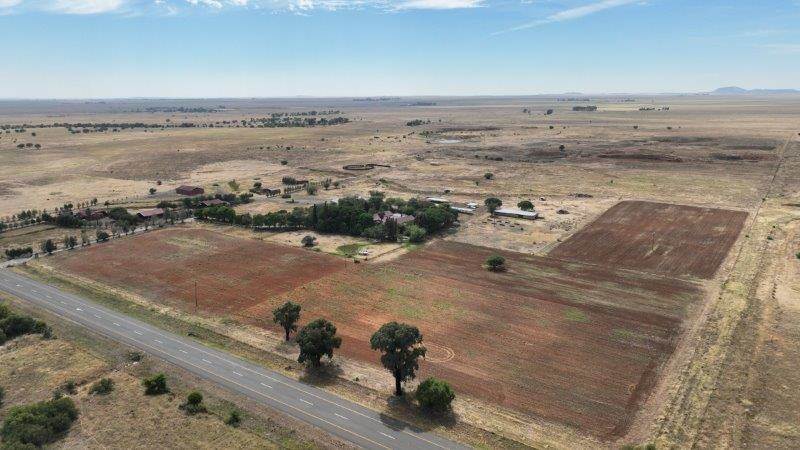 100 ha Farm in Bloemfontein Rural photo number 1
