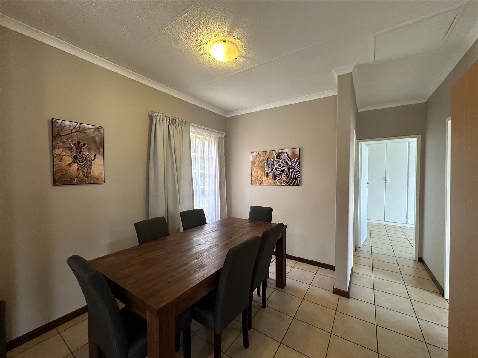 2 Bed Cluster in Garsfontein photo number 5