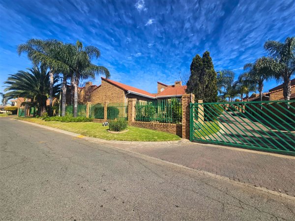 3 Bedroom House 3 Bedroom House