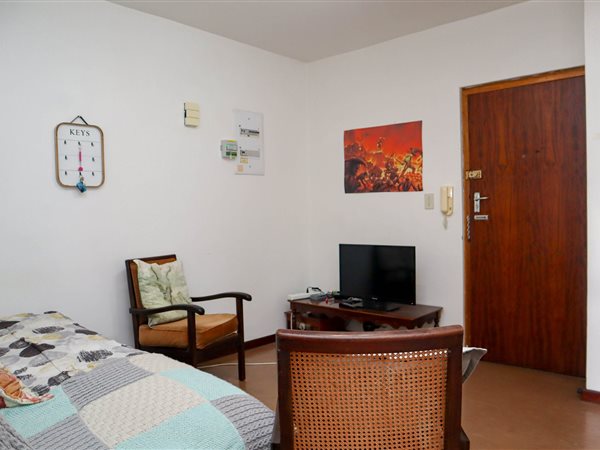 2 Bed Apartment