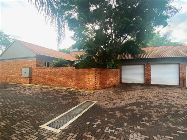 2 Bedroom Townhouse 2 Bedroom Townhouse
