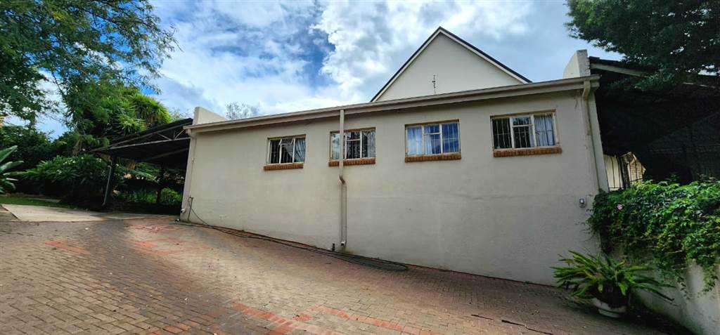 3 Bed House in Highveld Park photo number 23