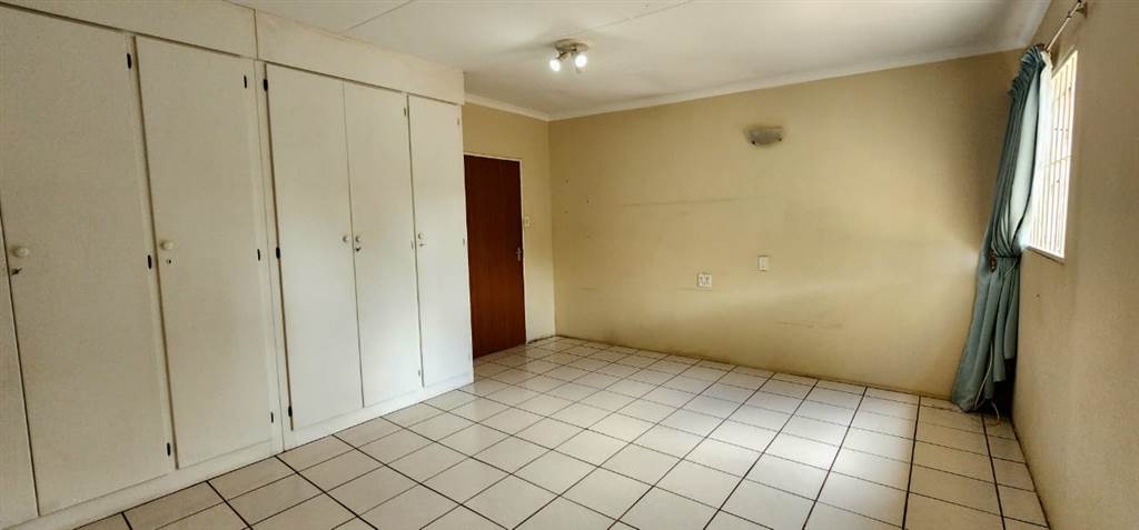 3 Bed House in Highveld Park photo number 28