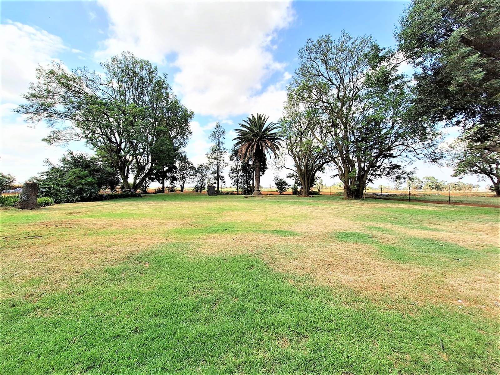 3.4 ha Land available in Delmas photo number 2
