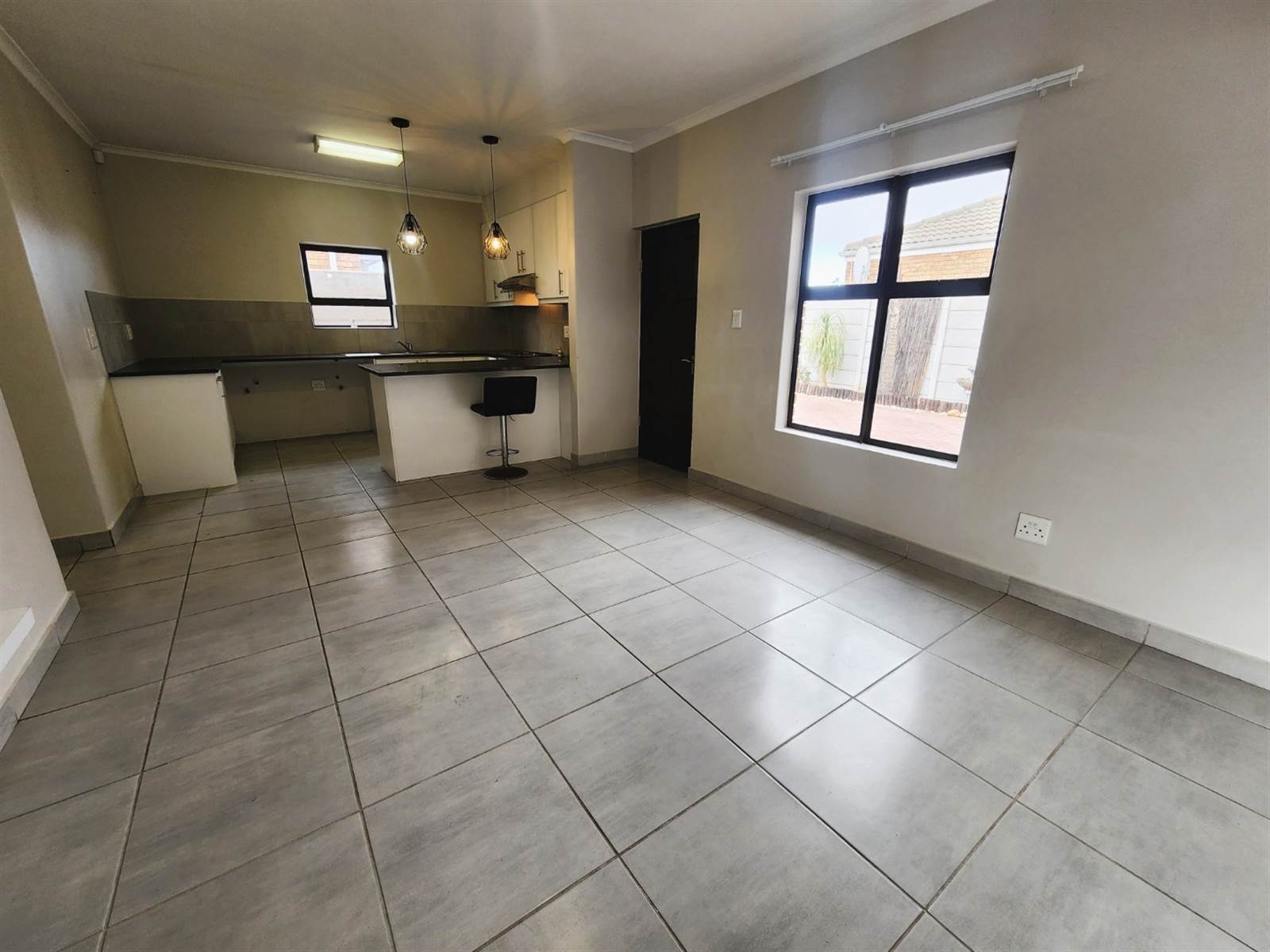 3 Bed House in Kraaifontein Central photo number 8
