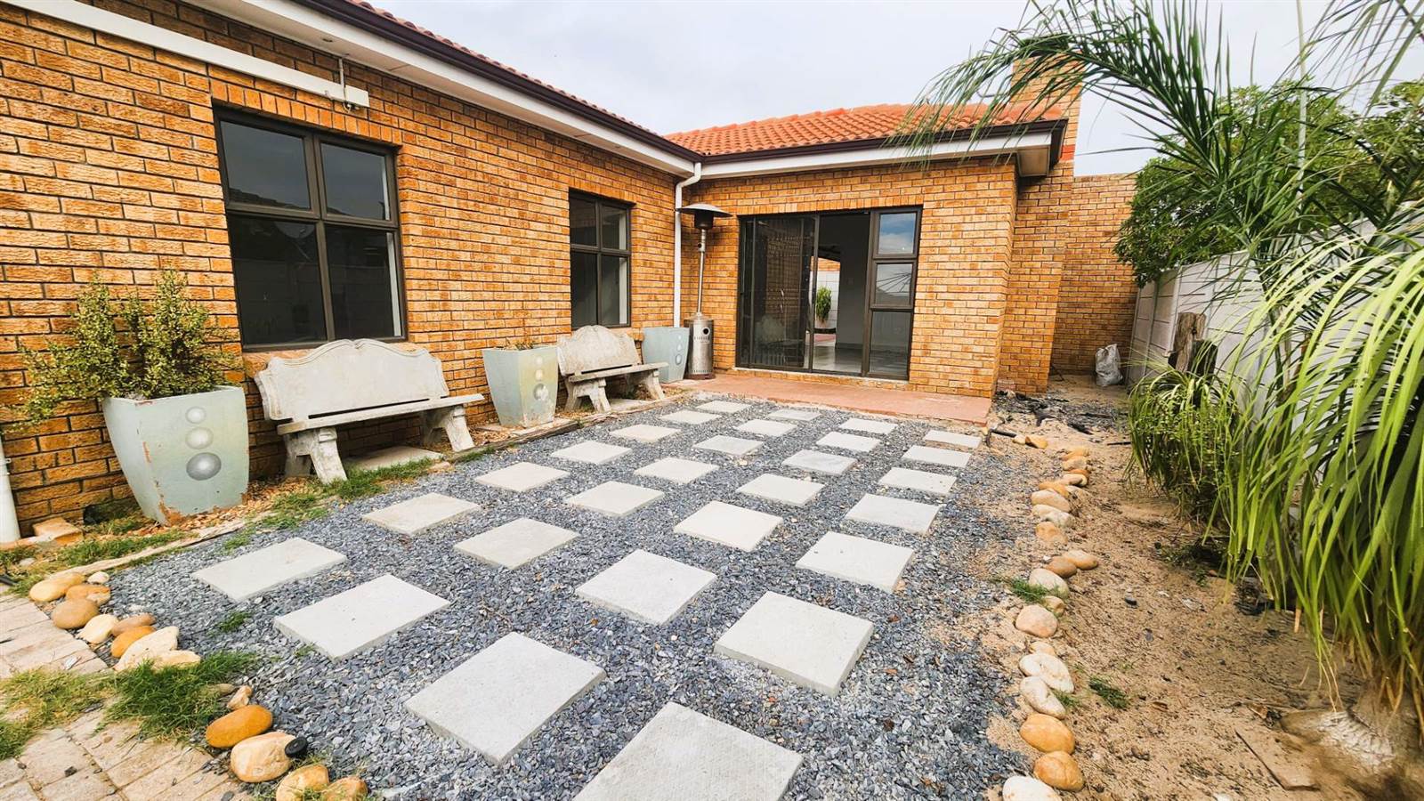 3 Bed House in Kraaifontein Central photo number 16