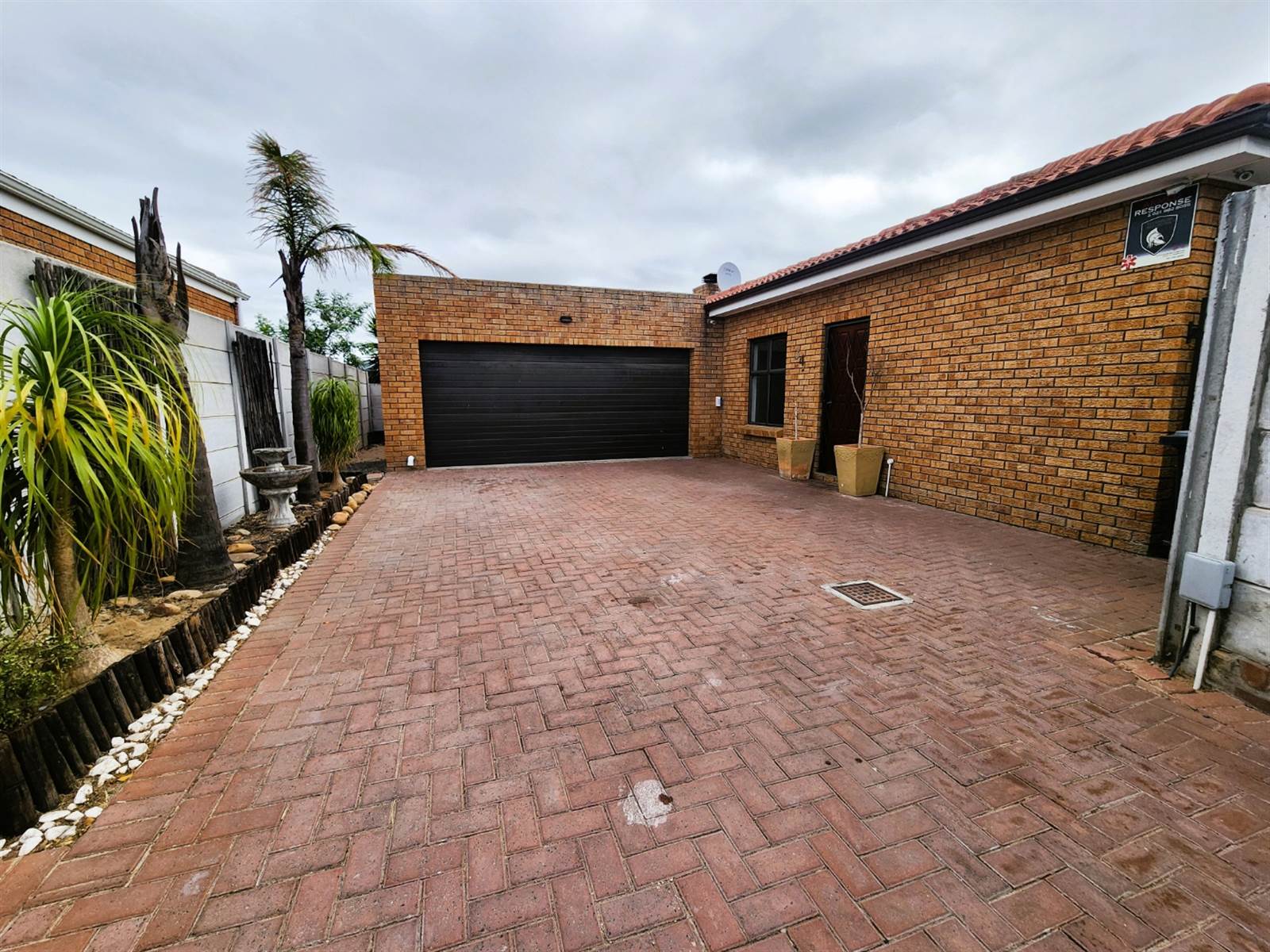 3 Bed House in Kraaifontein Central photo number 1