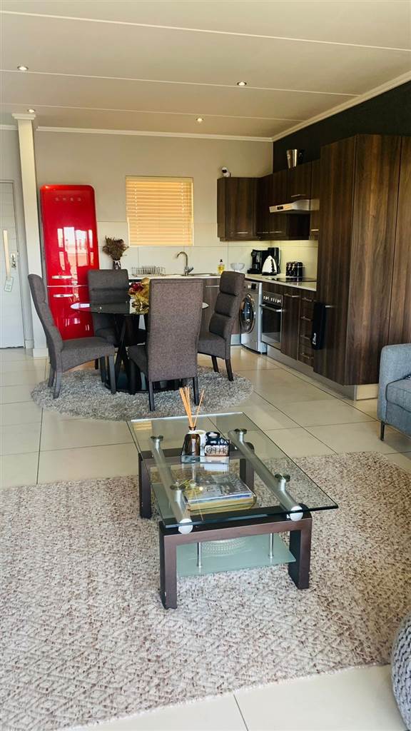 2 Bed Apartment in Sandton City photo number 18