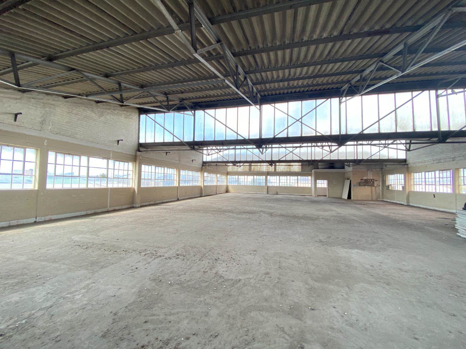750  m² Industrial space in Maitland photo number 1