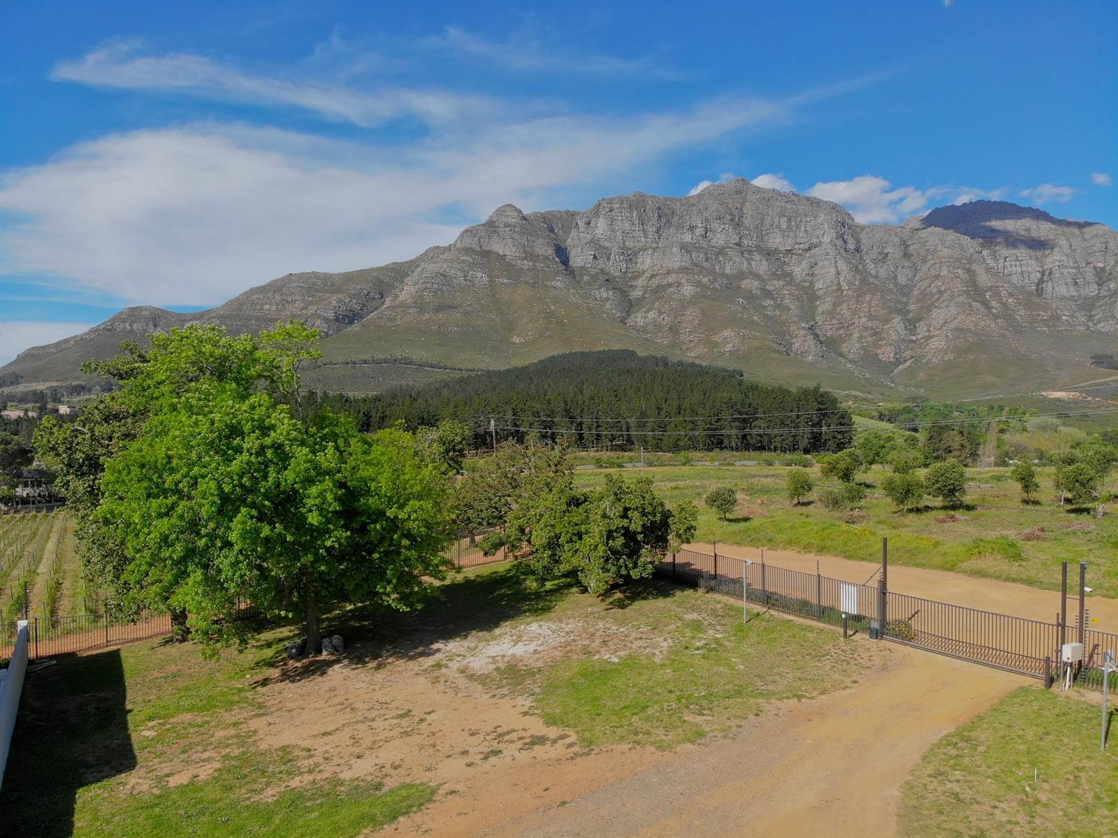 904 m² Land available in Paradyskloof photo number 7