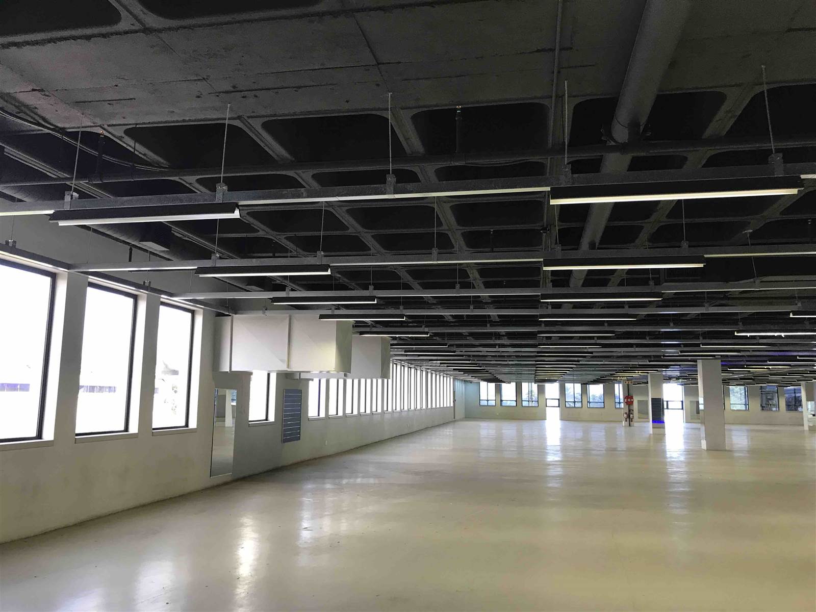 1662  m² Industrial space in Eastgate photo number 10
